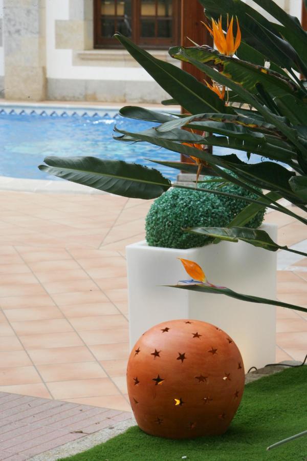 Hotel La Carolina يوريت دي مار المظهر الخارجي الصورة