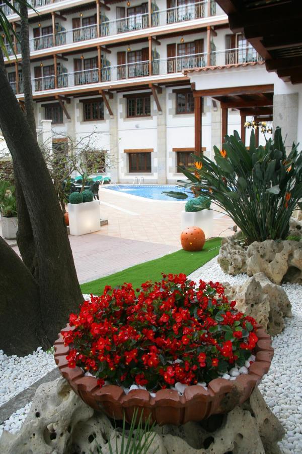 Hotel La Carolina يوريت دي مار المظهر الخارجي الصورة