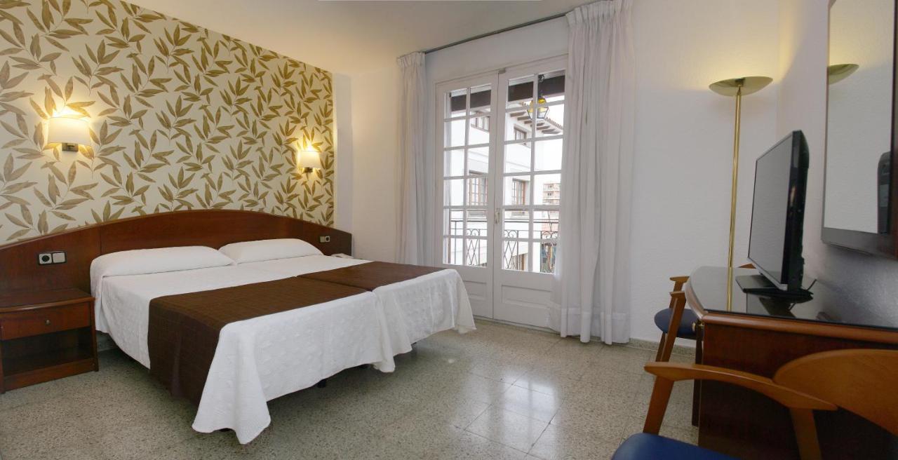 Hotel La Carolina يوريت دي مار المظهر الخارجي الصورة