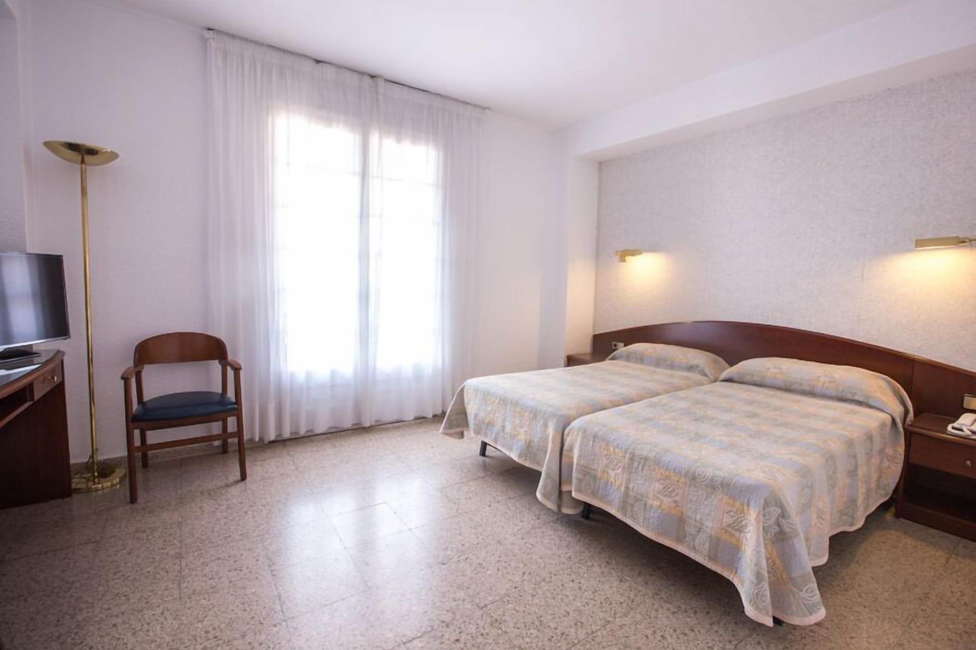 Hotel La Carolina يوريت دي مار المظهر الخارجي الصورة
