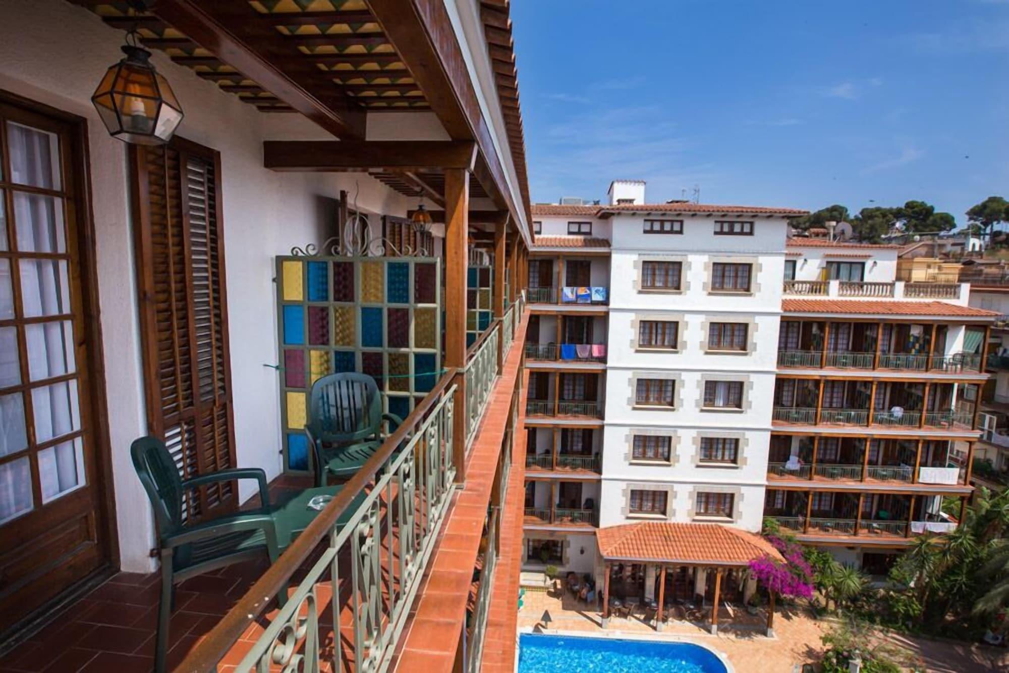 Hotel La Carolina يوريت دي مار المظهر الخارجي الصورة