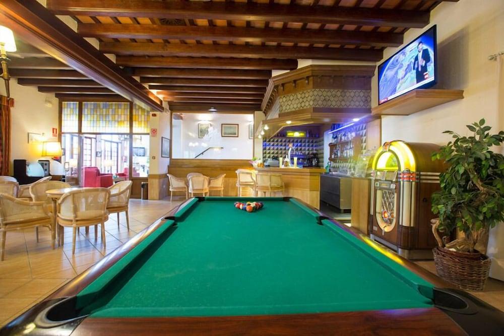 Hotel La Carolina يوريت دي مار المظهر الخارجي الصورة