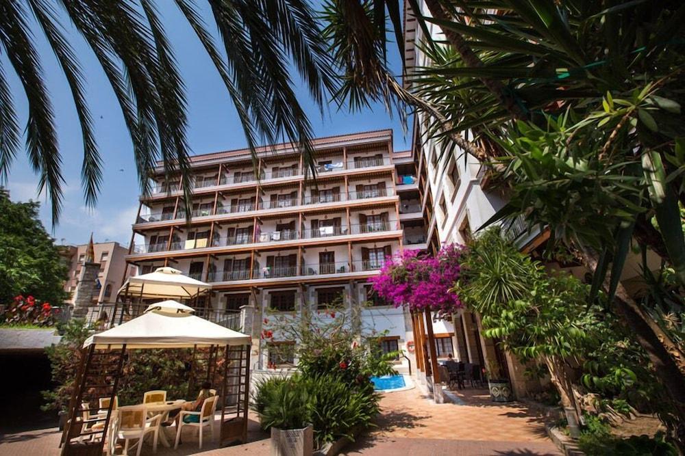 Hotel La Carolina يوريت دي مار المظهر الخارجي الصورة