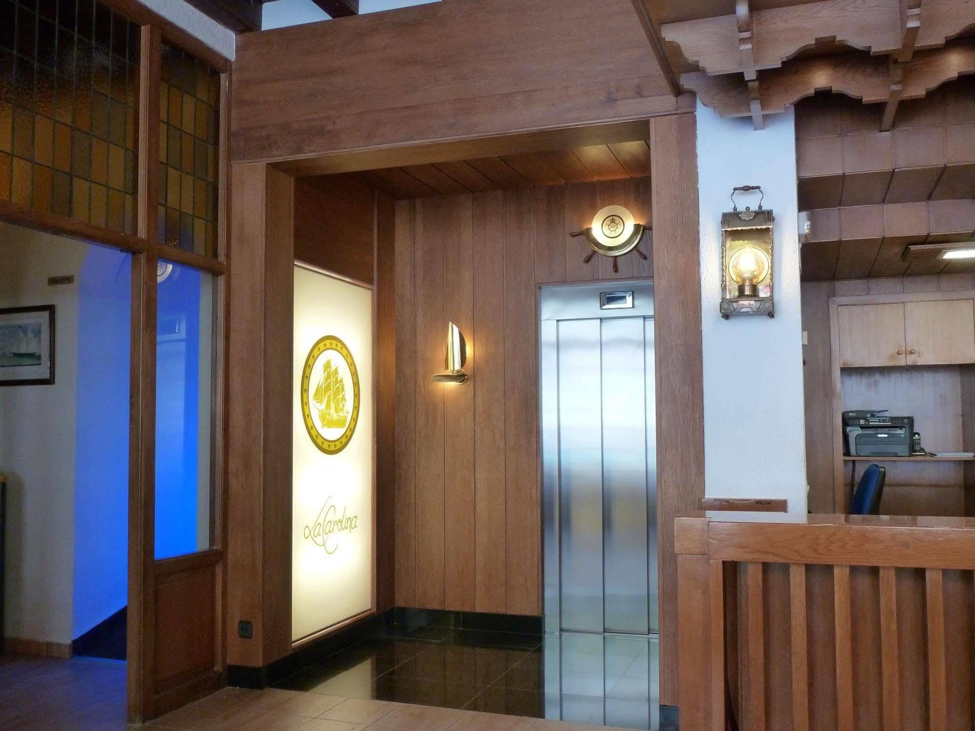 Hotel La Carolina يوريت دي مار المظهر الخارجي الصورة