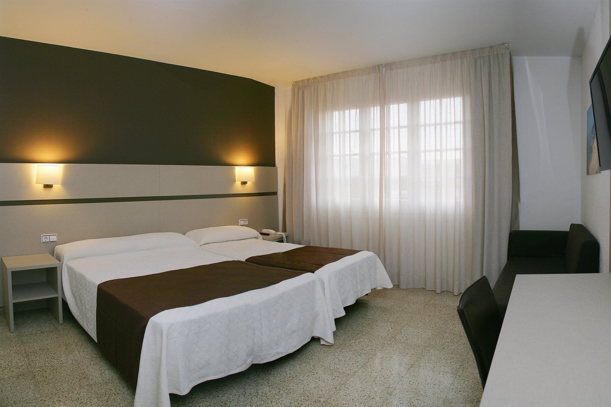 Hotel La Carolina يوريت دي مار المظهر الخارجي الصورة